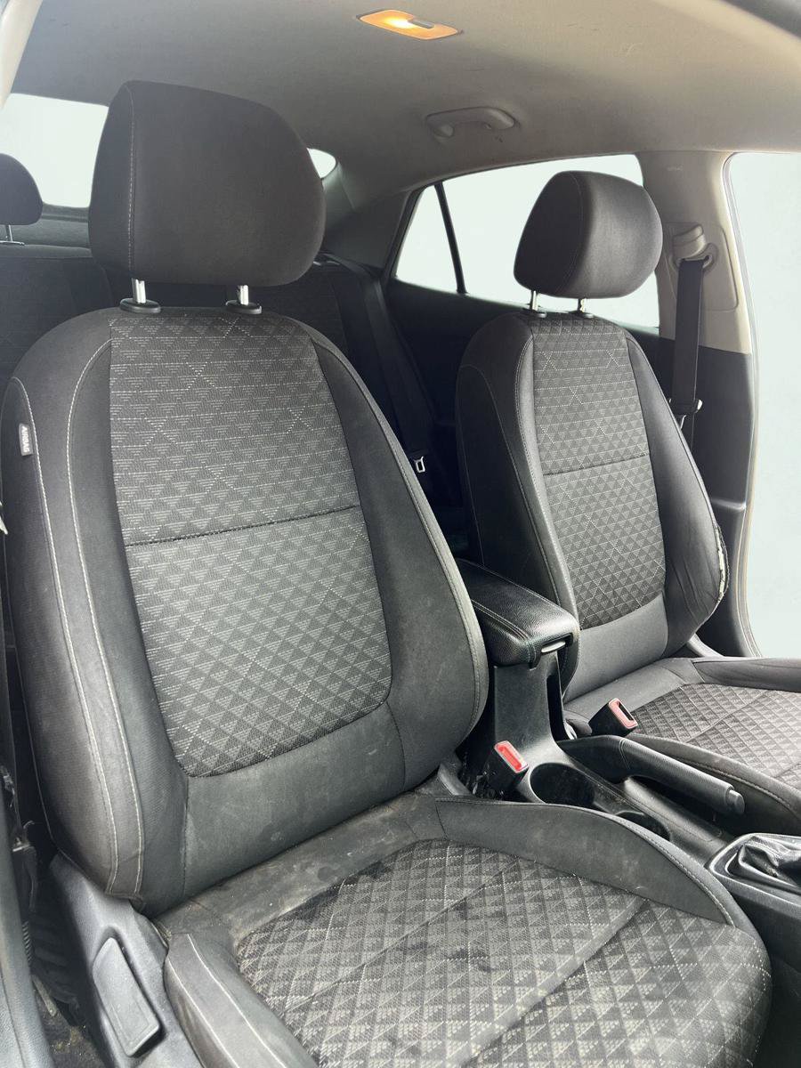 Used 2018 Kia Rio S FWD image 13
