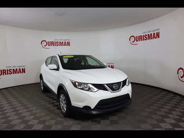 Used 2018 Nissan Rogue Sport S image 14