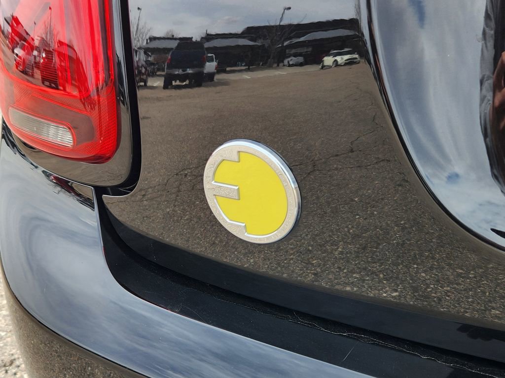 Used 2022 MINI Cooper SE image 30