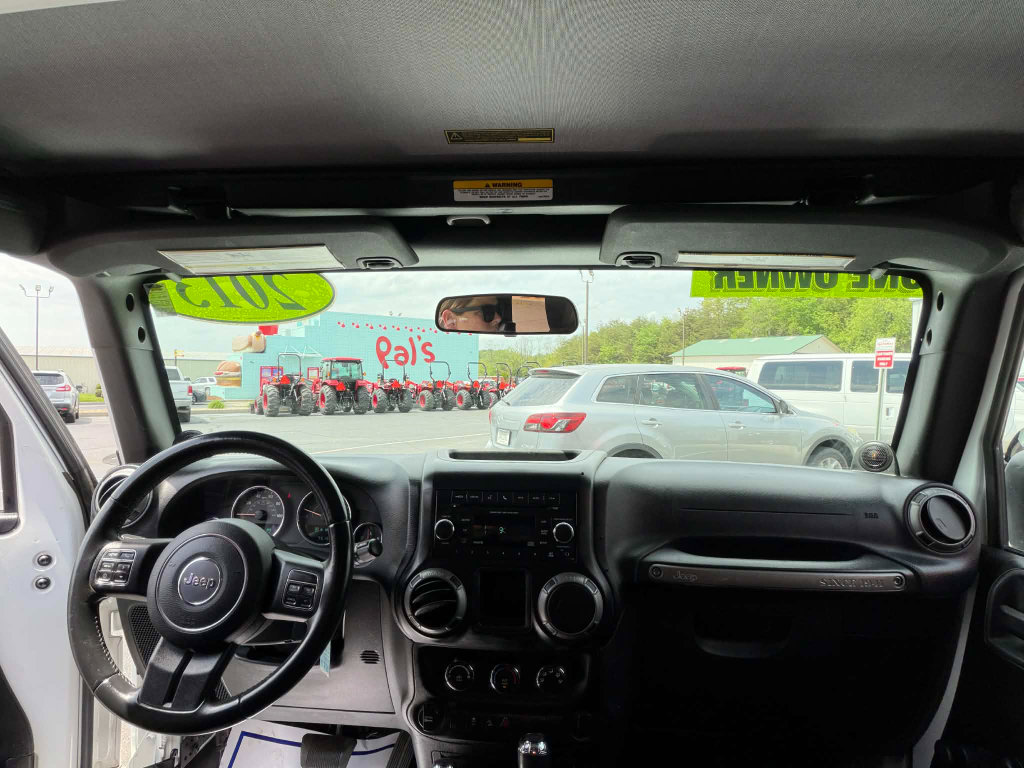 Used 2013 Jeep Wrangler Sport w/ Connectivity Group image 6