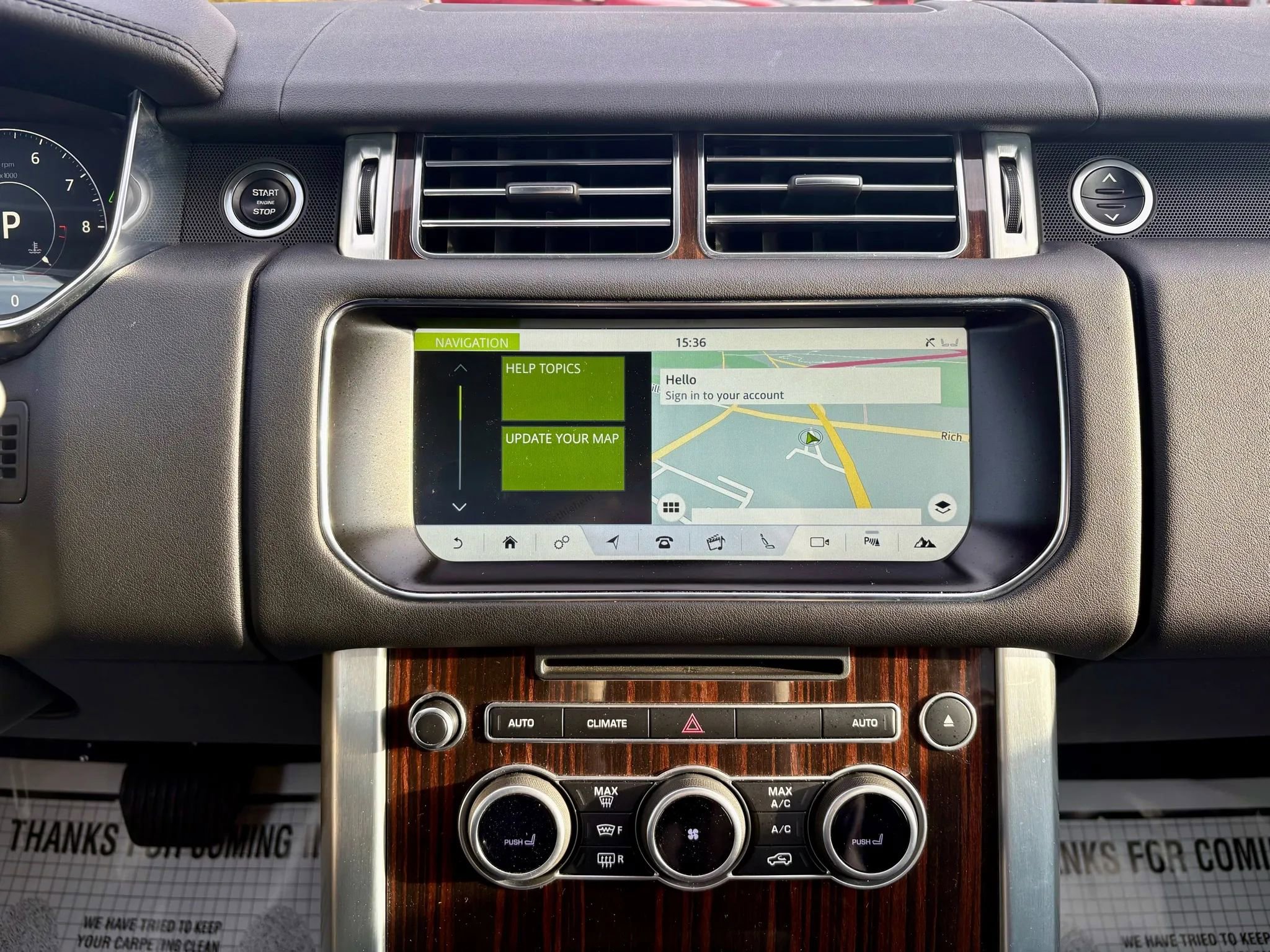 Used 2017 Land Rover Range Rover image 40