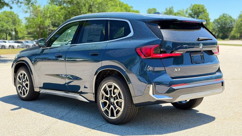 New 2026 BMW X1 xDrive28i w/ Convenience Package AWD/4WD image 4