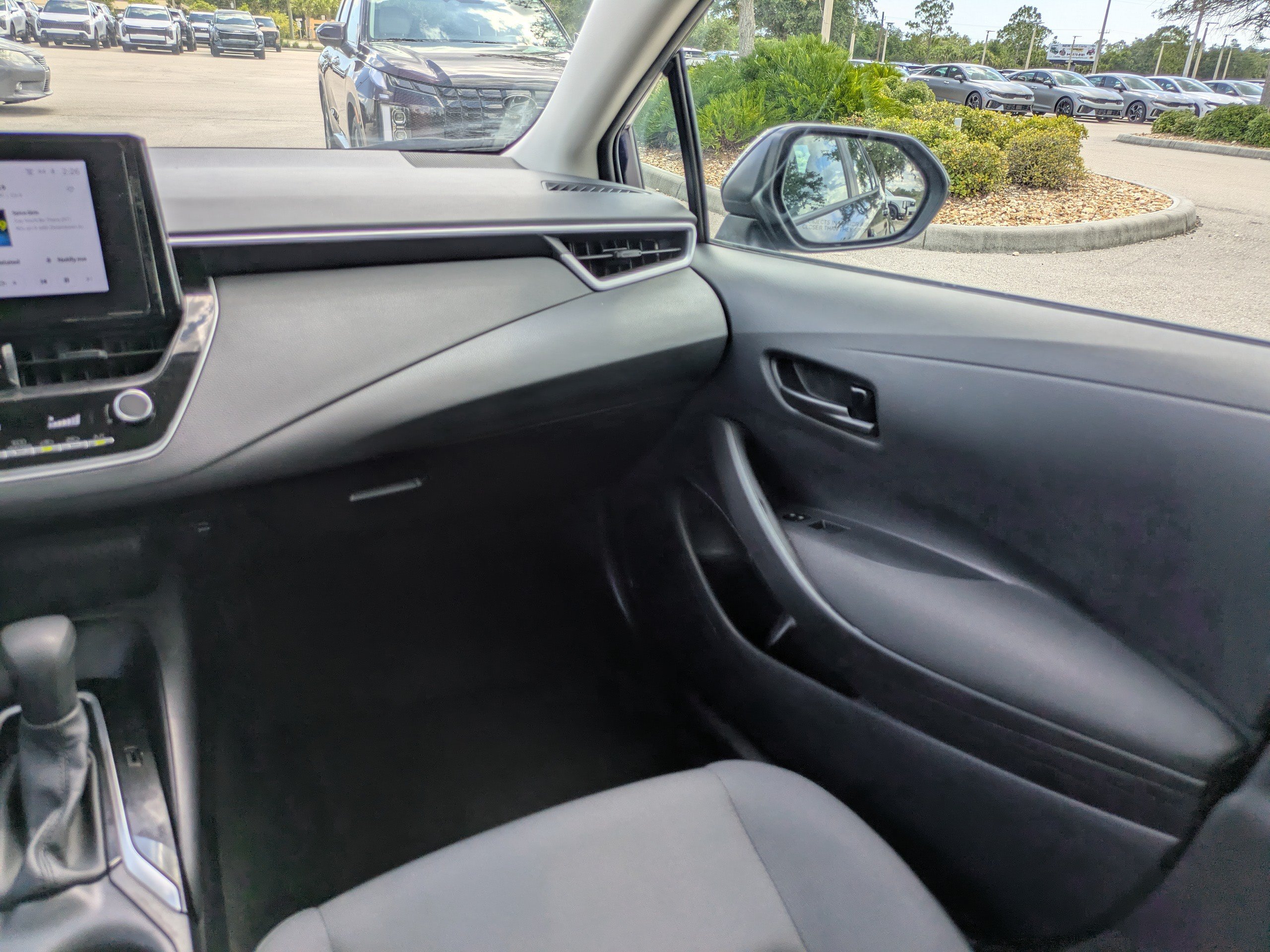 Used 2024 Toyota Corolla LE FWD image 19