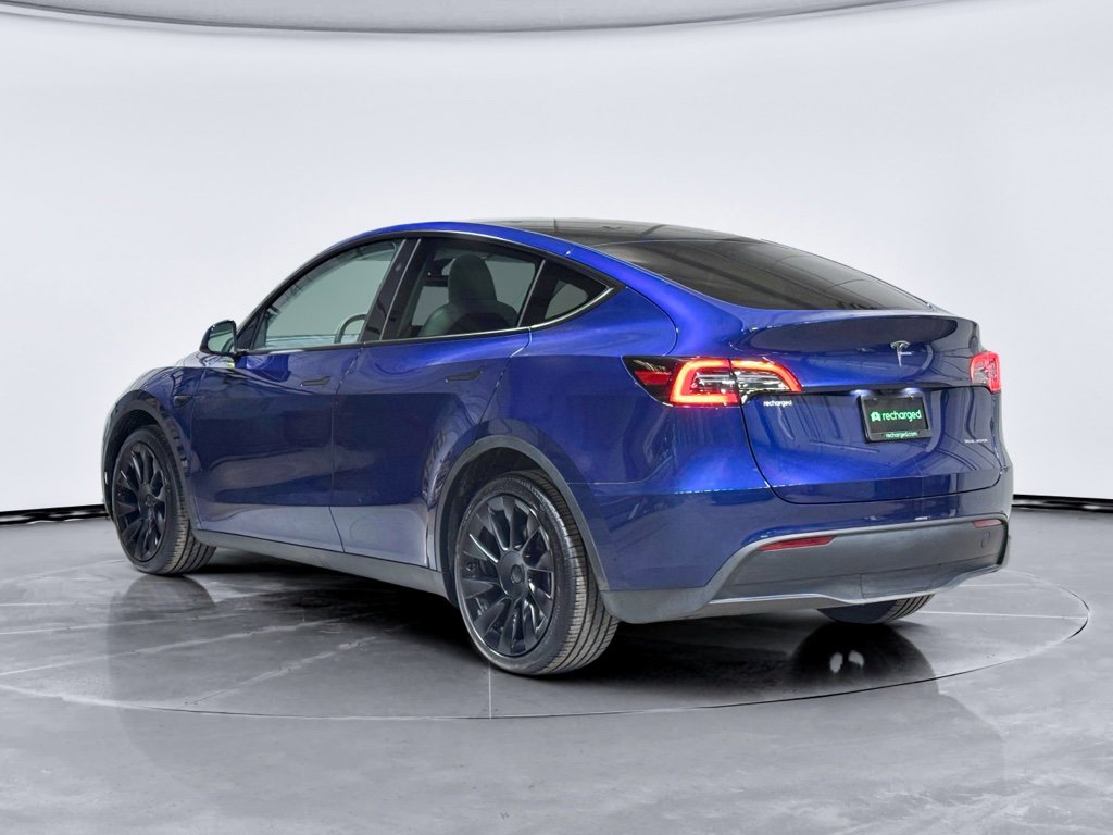 Used 2024 Tesla Model Y Long Range image 2