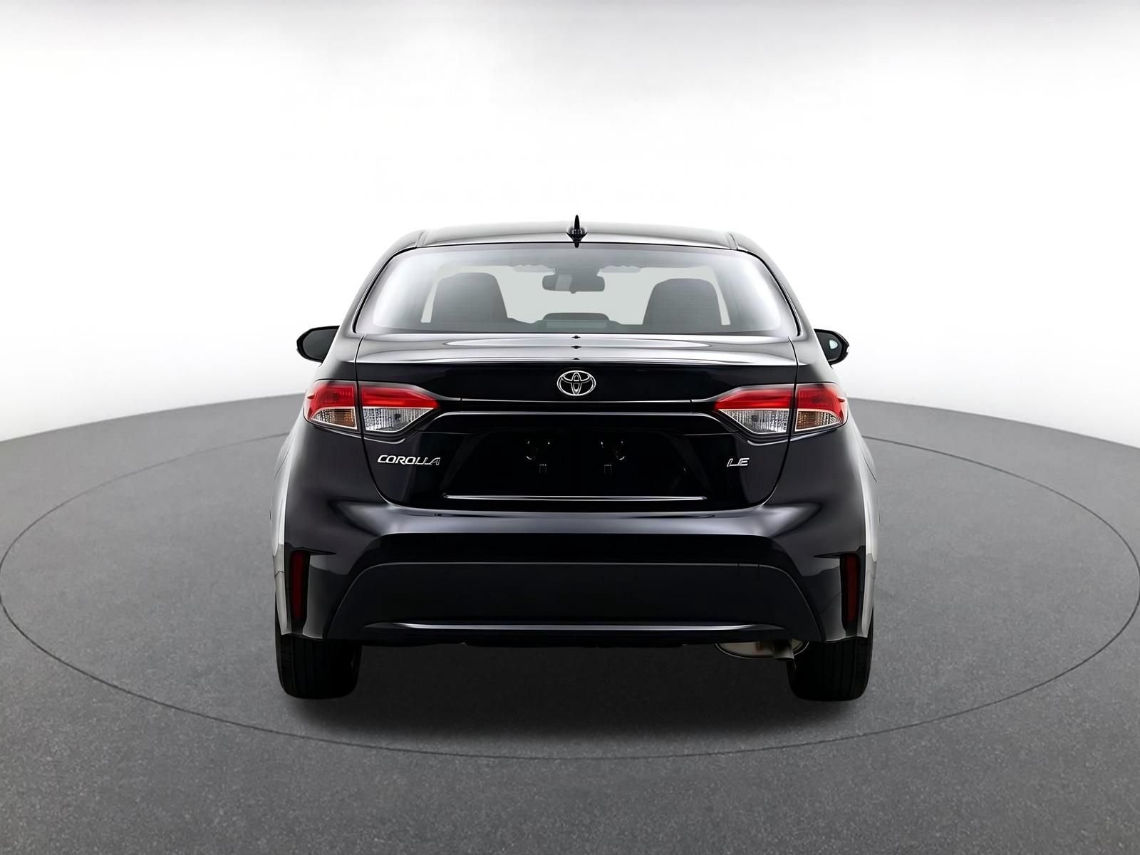 Used 2025 Toyota Corolla LE FWD image 7
