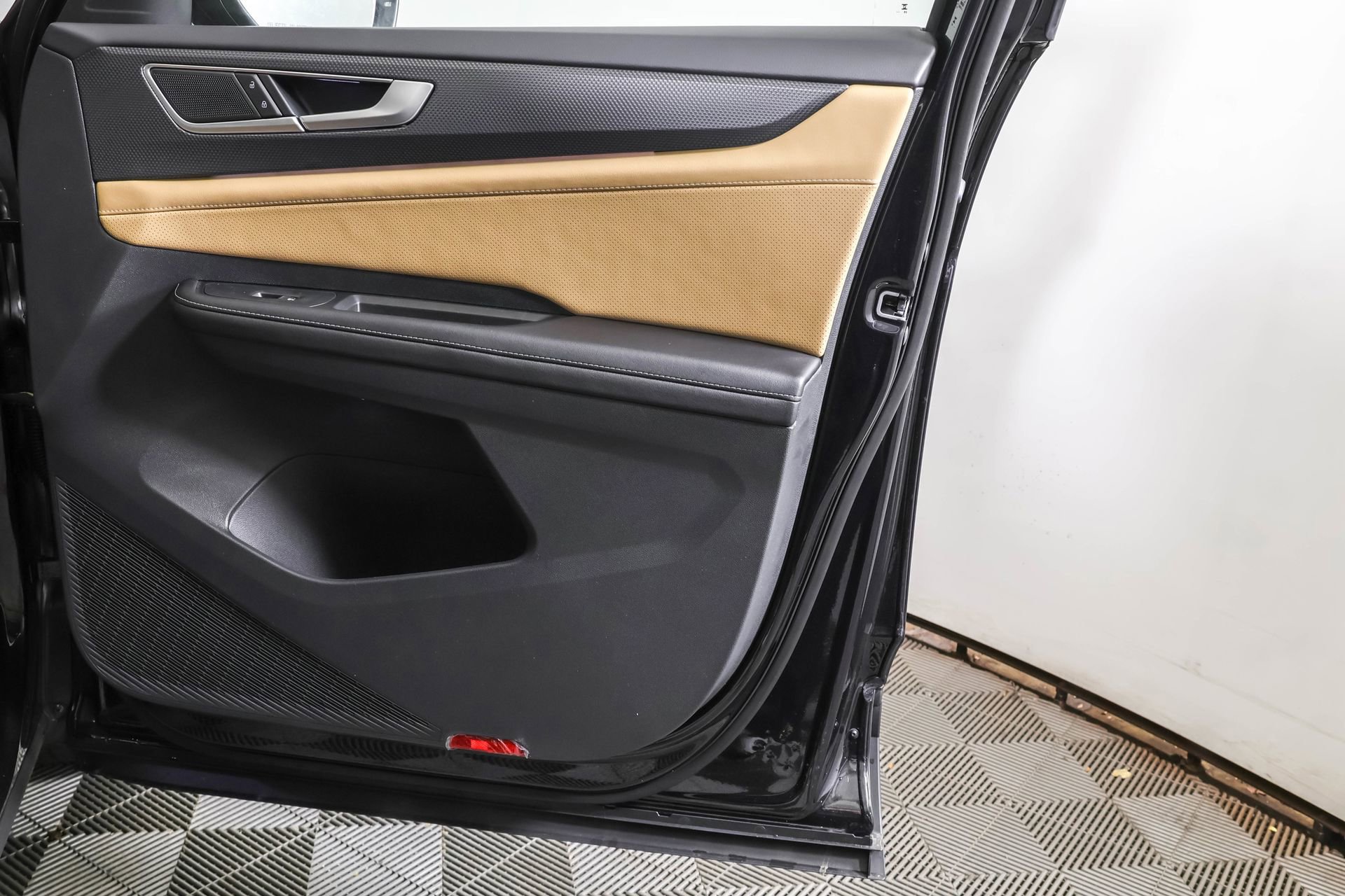 New 2026 Volkswagen Atlas Cross Sport SEL image 47