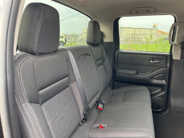 Used 2022 Nissan Frontier SV image 24