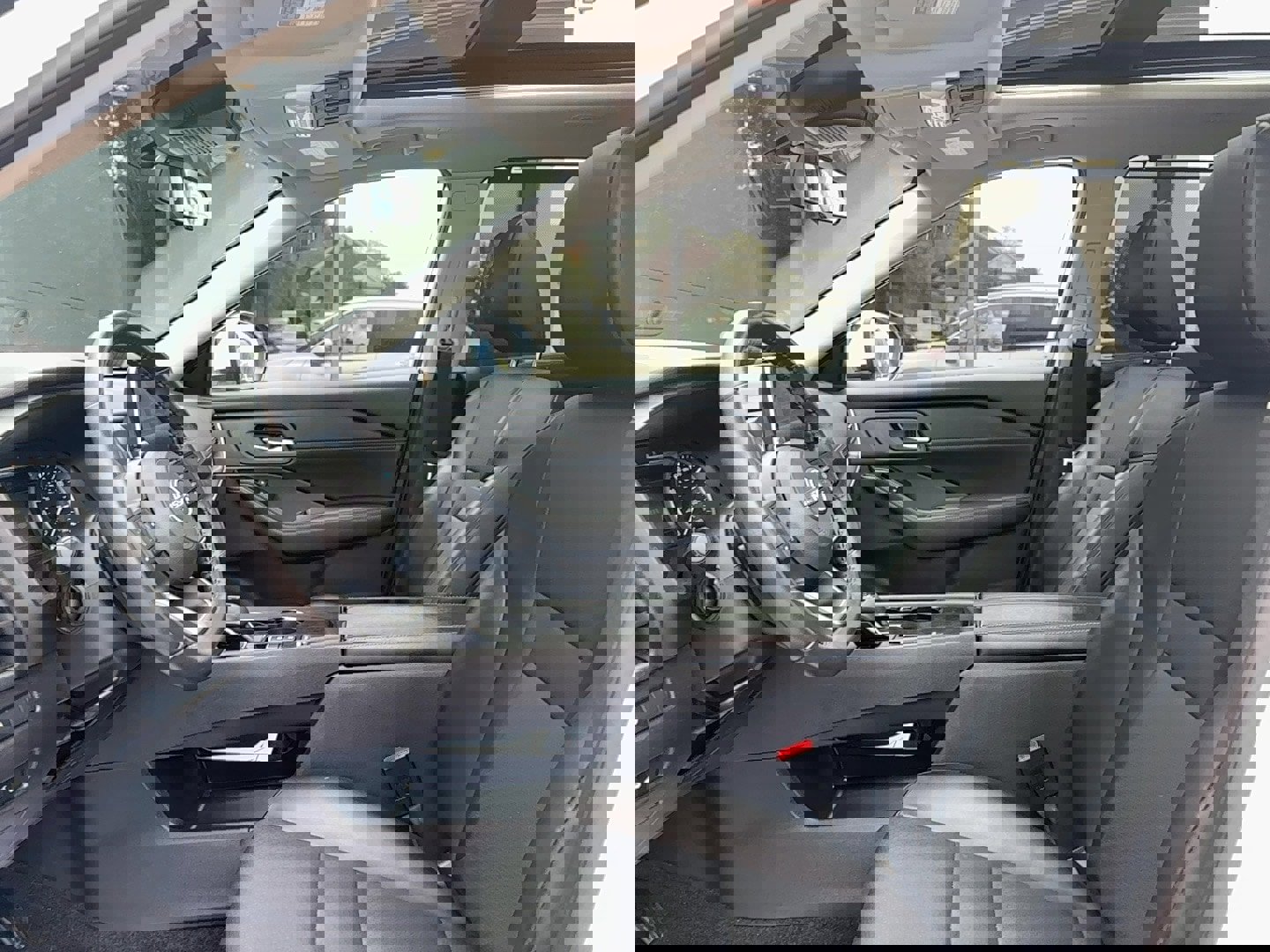 Used 2024 Nissan Rogue SV w/ SV Premium Package image 19