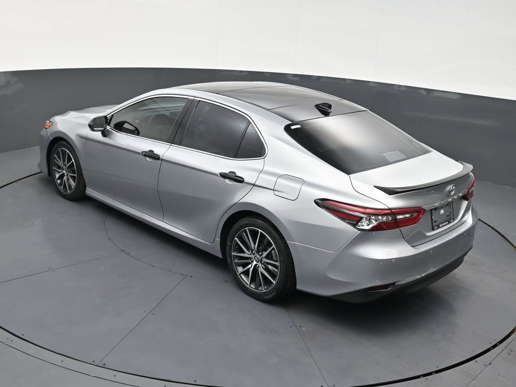 Used 2022 Toyota Camry XLE w/ Navigation Package FWD image 15