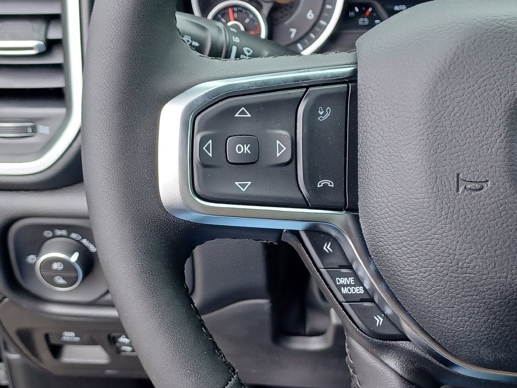 New 2026 RAM 1500 Big Horn AWD/4WD image 13