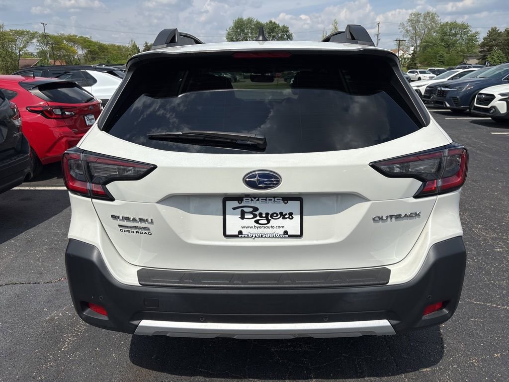 Certified 2024 Subaru Outback Limited AWD/4WD image 4