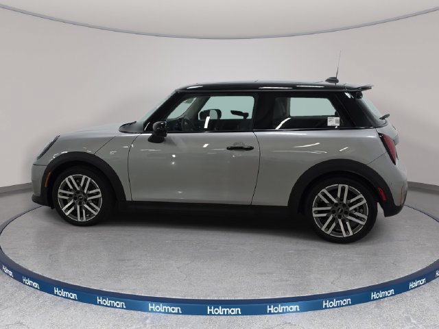 Used 2026 MINI Cooper S FWD image 9