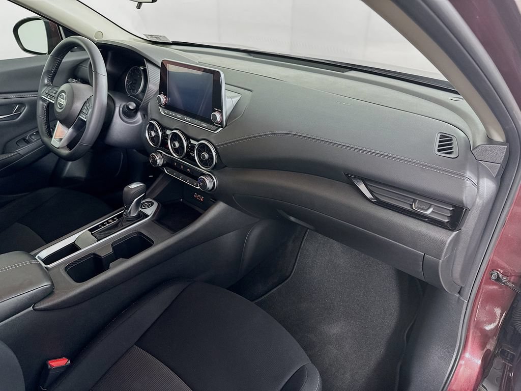 Used 2022 Nissan Sentra SV FWD image 35