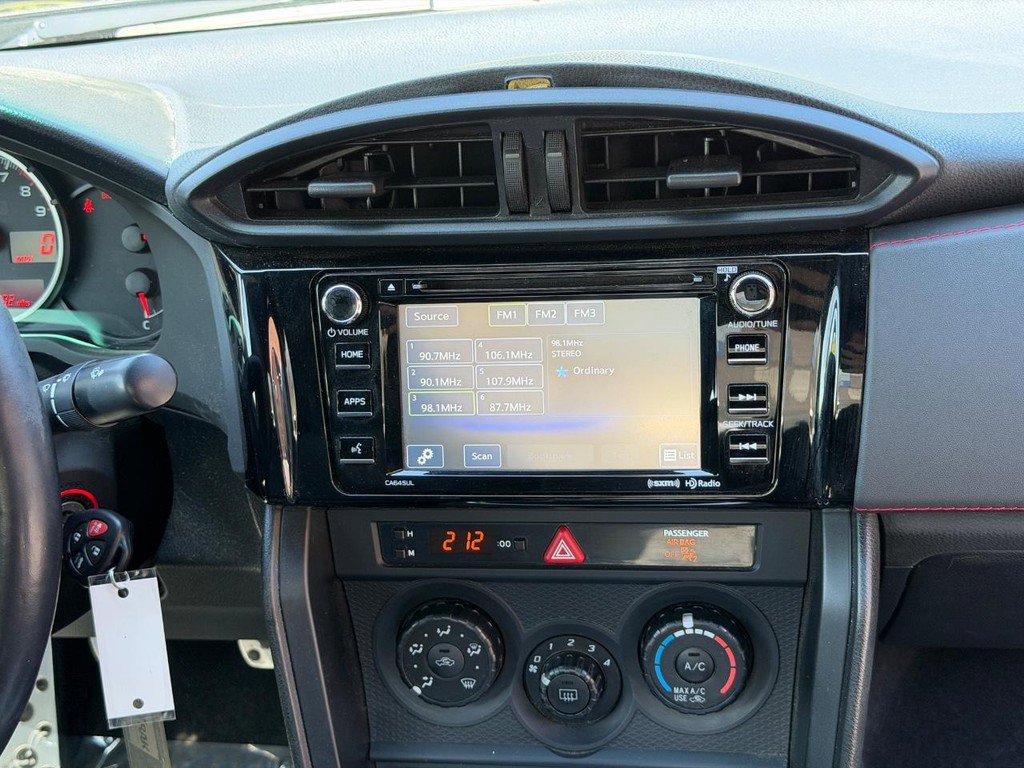 Used 2018 Subaru BRZ Premium image 13