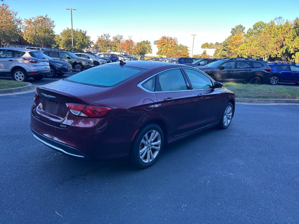 Used 2017 Chrysler 200 Limited Platinum w/ Comfort & Convenience Group FWD image 3