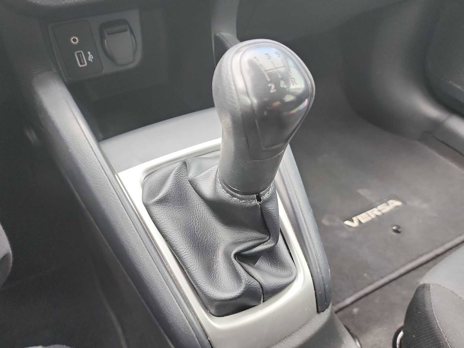 Used 2023 Nissan Versa S image 20