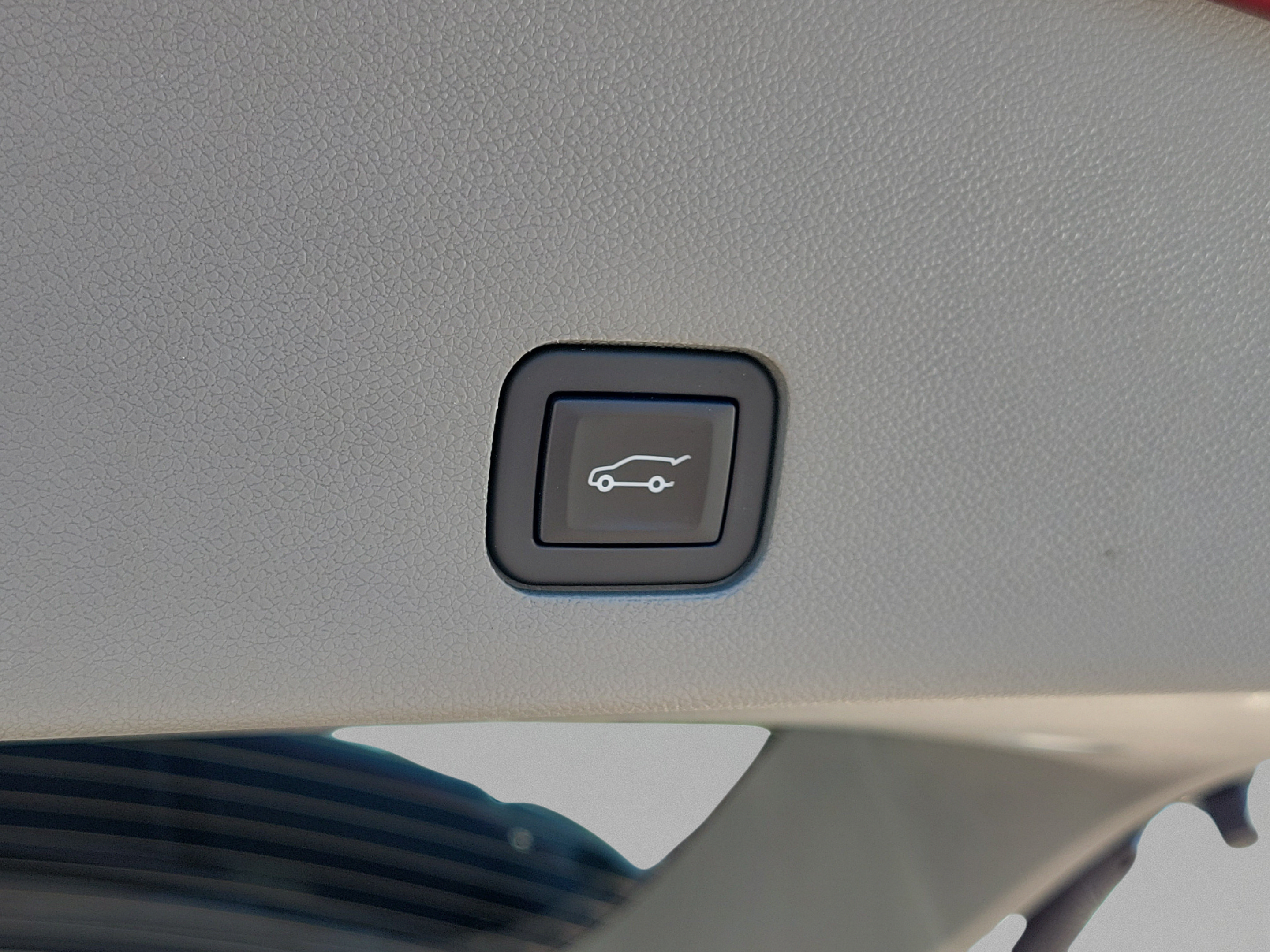 Used 2024 Cadillac XT6 Premium Luxury FWD image 7