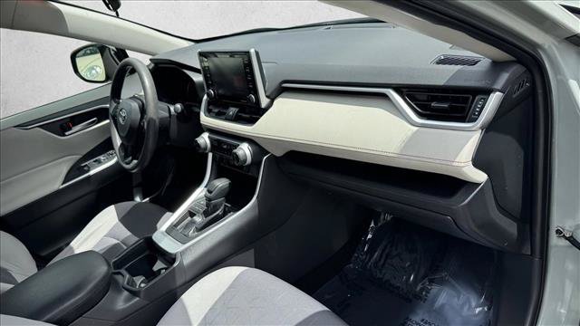 Certified 2019 Toyota RAV4 XLE w/ Convenience Package FWD image 20
