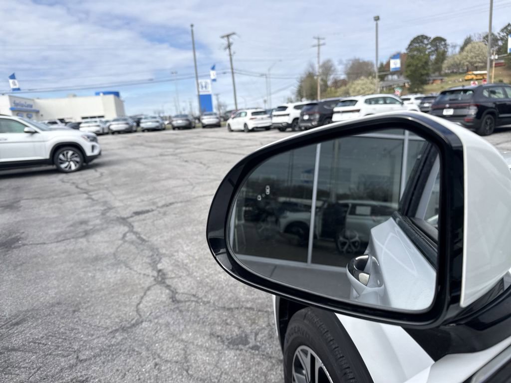 Used 2020 Hyundai Santa Fe Limited image 23