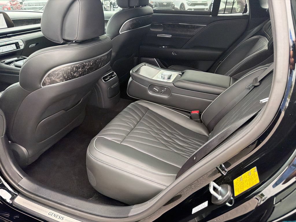 Used 2023 Genesis G90 3.5T AWD/4WD image 21