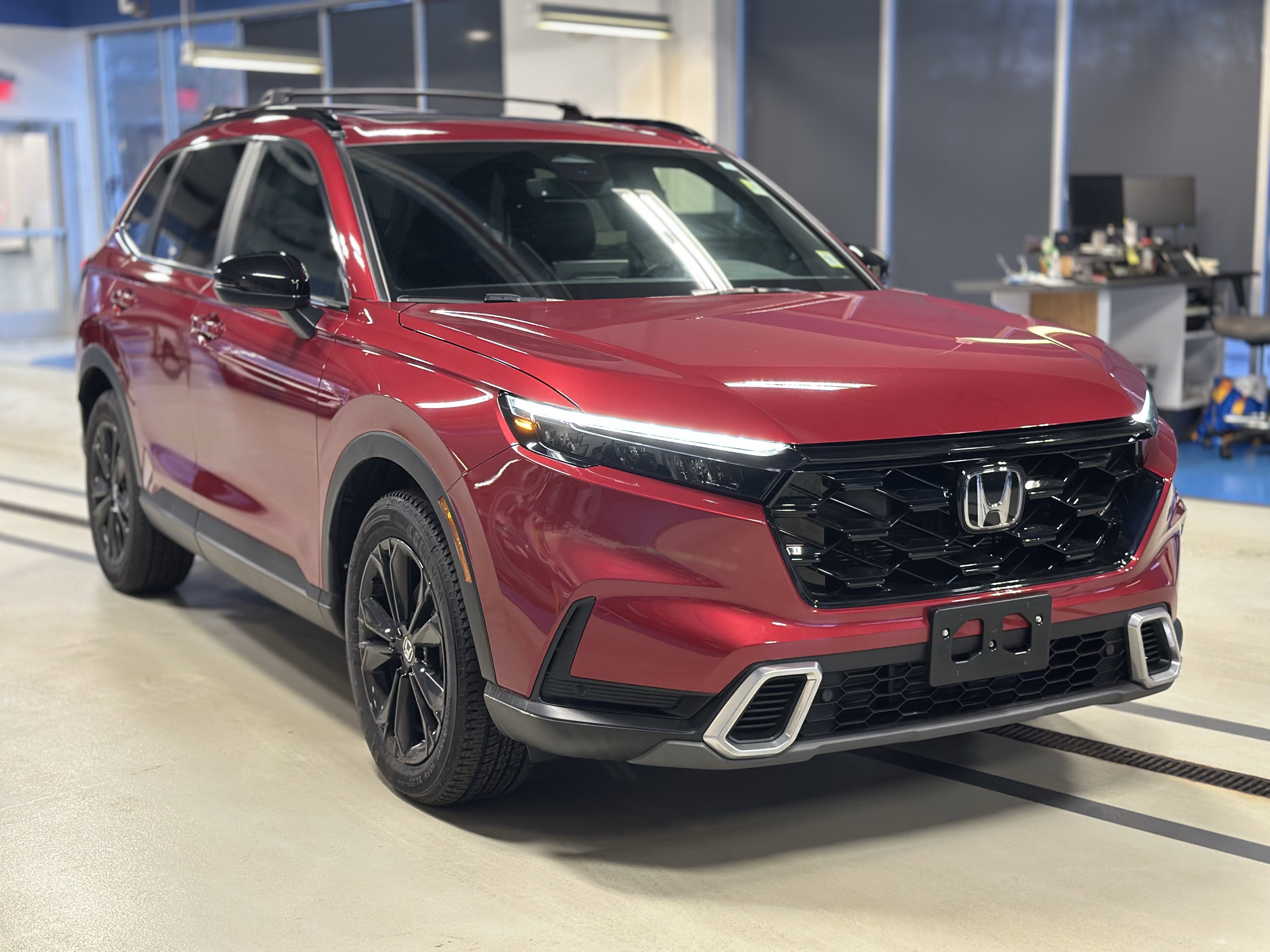 Used 2023 Honda CR-V Sport Touring image 3