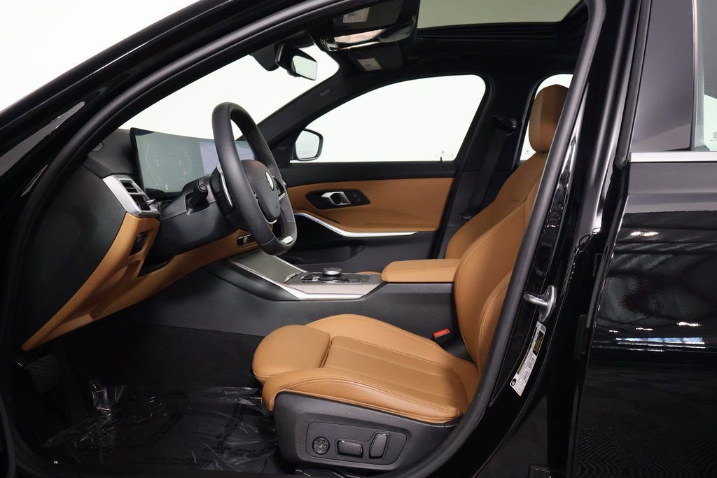 Used 2025 BMW 330i Sedan w/ Convenience Package image 10