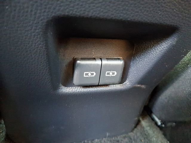 Used 2025 Toyota RAV4 XLE image 11