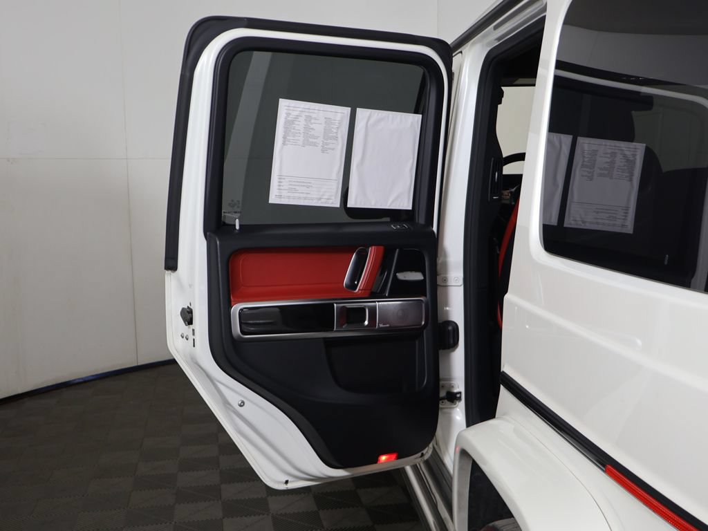 Used 2020 Mercedes-Benz G 63 AMG 4MATIC w/ Seat Comfort Package image 28