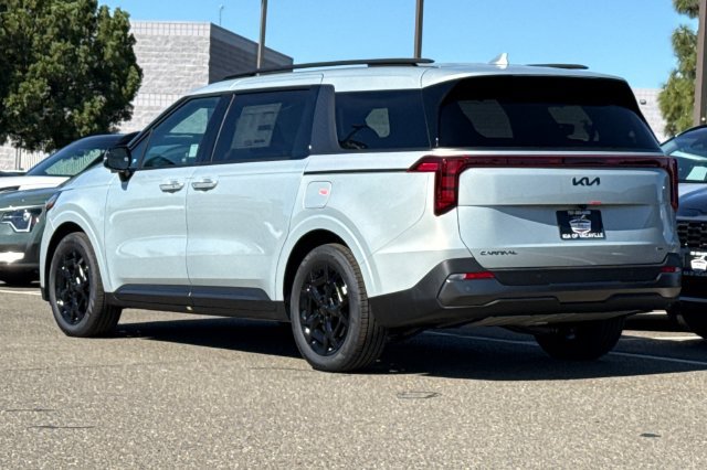 New 2027 Kia Carnival EX FWD image 7