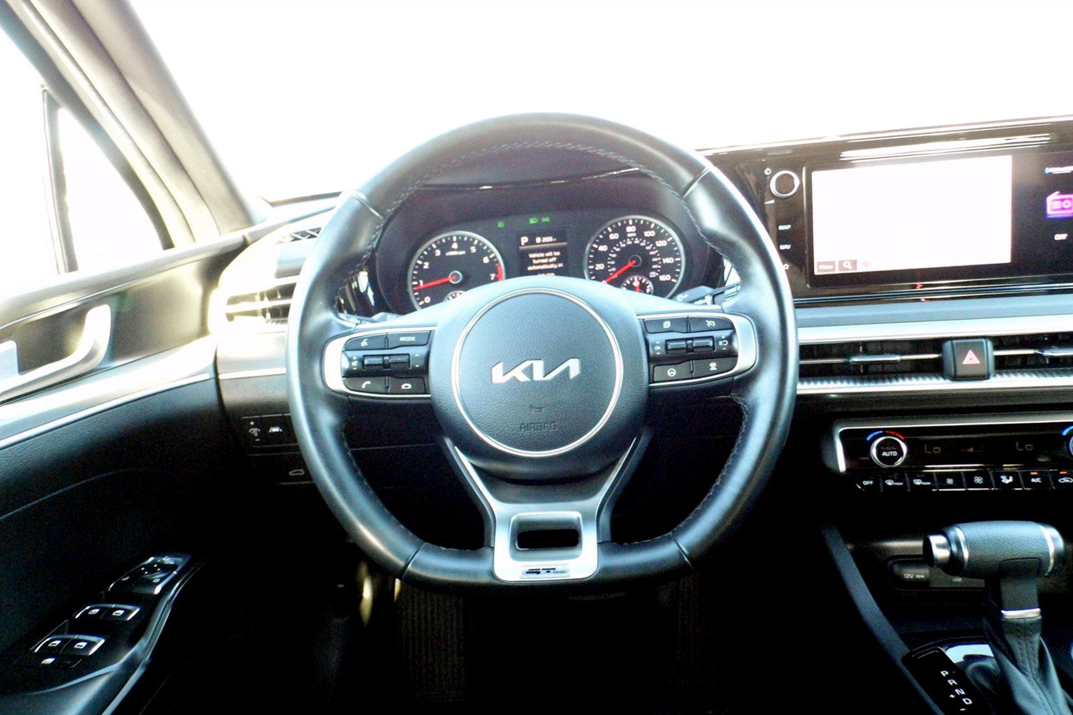 Used 2024 Kia K5 GT-Line w/ GT-Line Premium Package image 12