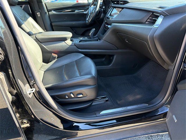 Used 2021 Cadillac XT5 Premium Luxury image 13