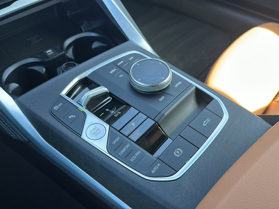 Certified 2024 BMW M440i Convertible w/ Premium Package image 31