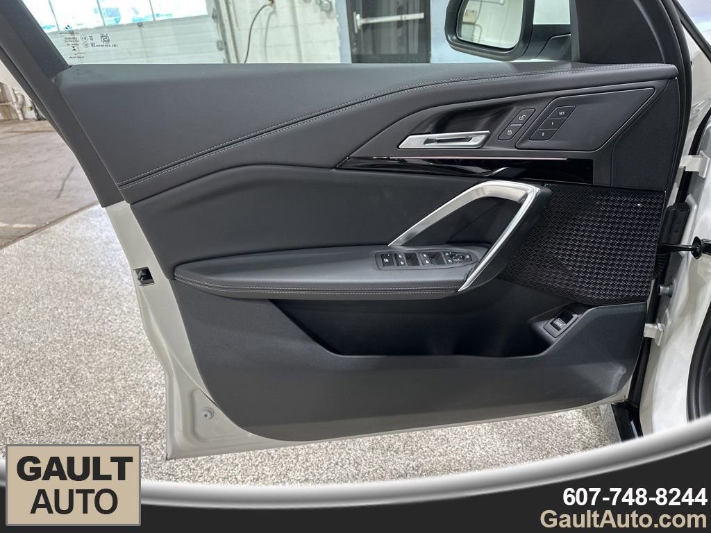 New 2026 BMW X1 xDrive28i w/ Technology Package image 12