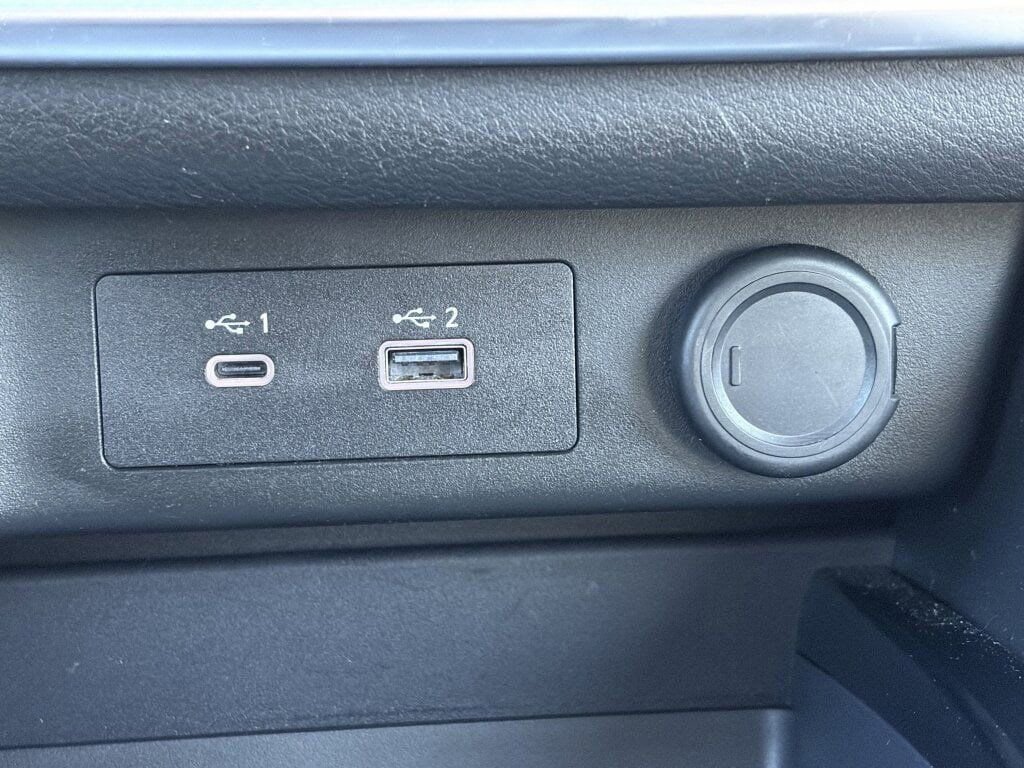 Certified 2023 Nissan Rogue SV image 15