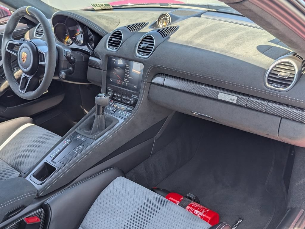 Used 2025 Porsche 718 Cayman GT4 RS RWD image 12