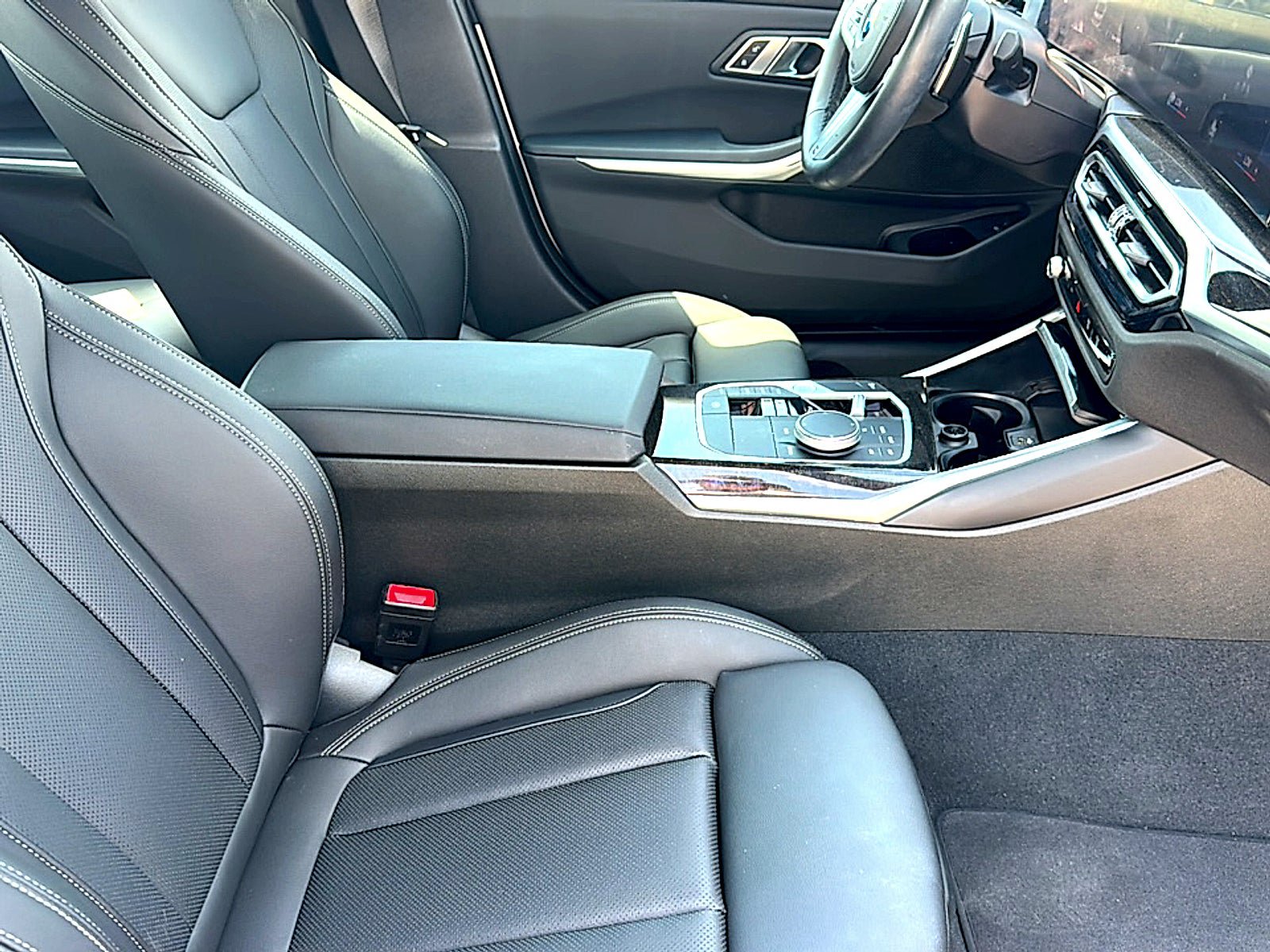 Used 2023 BMW M340i xDrive w/ Shadowloine Package AWD/4WD image 26
