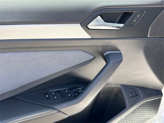 New 2025 Volkswagen Jetta SE image 9