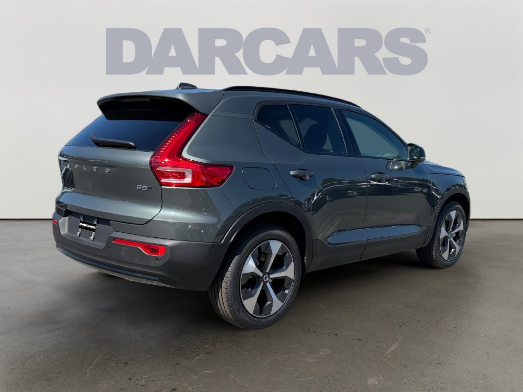 New 2026 Volvo XC40 B5 Plus w/ Protection Package Premier AWD/4WD image 4
