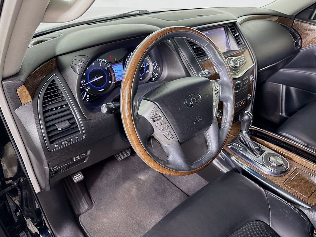 Used 2015 INFINITI QX80 2WD w/ Driver's Assistance Package image 9
