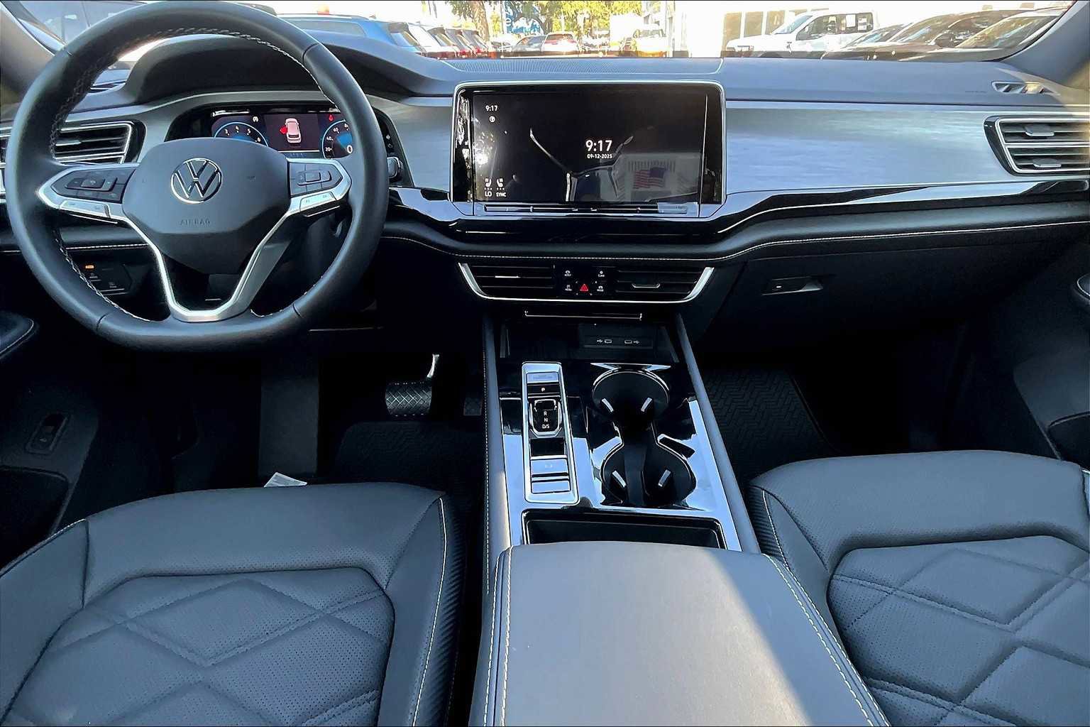 New 2026 Volkswagen Atlas Cross Sport SE image 5