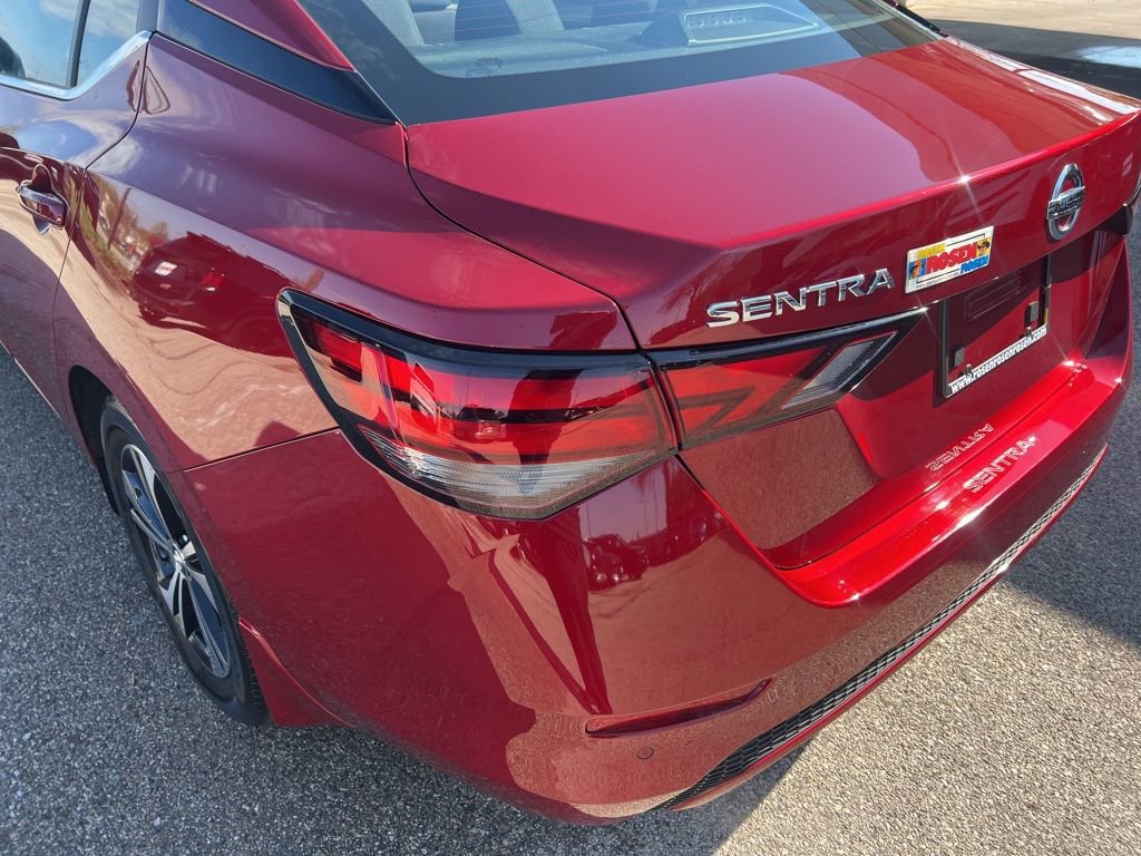Certified 2023 Nissan Sentra SV FWD image 33