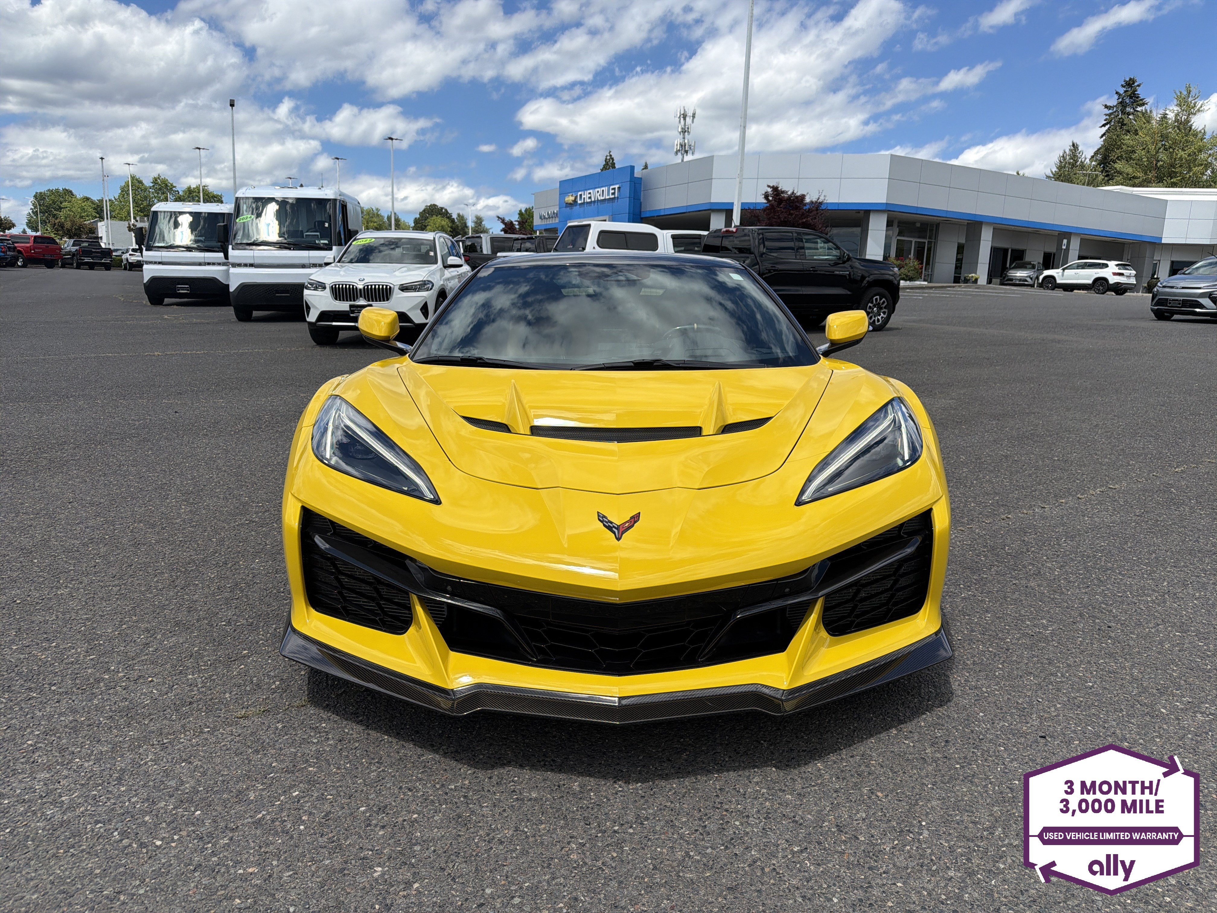 Used 2025 Chevrolet Corvette ZR1 w/ Stealth Interior Trim Package RWD image 8