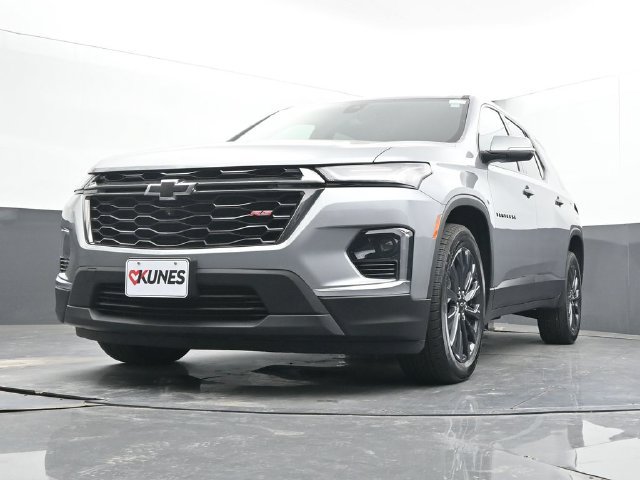 Used 2023 Chevrolet Traverse RS w/ LPO, Floor Liner Package AWD/4WD image 50