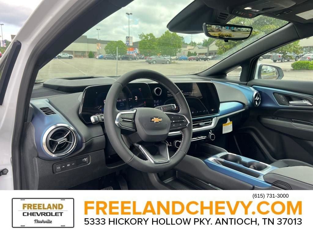 New 2025 Chevrolet Equinox EV LT w/ Convenience Package II image 16