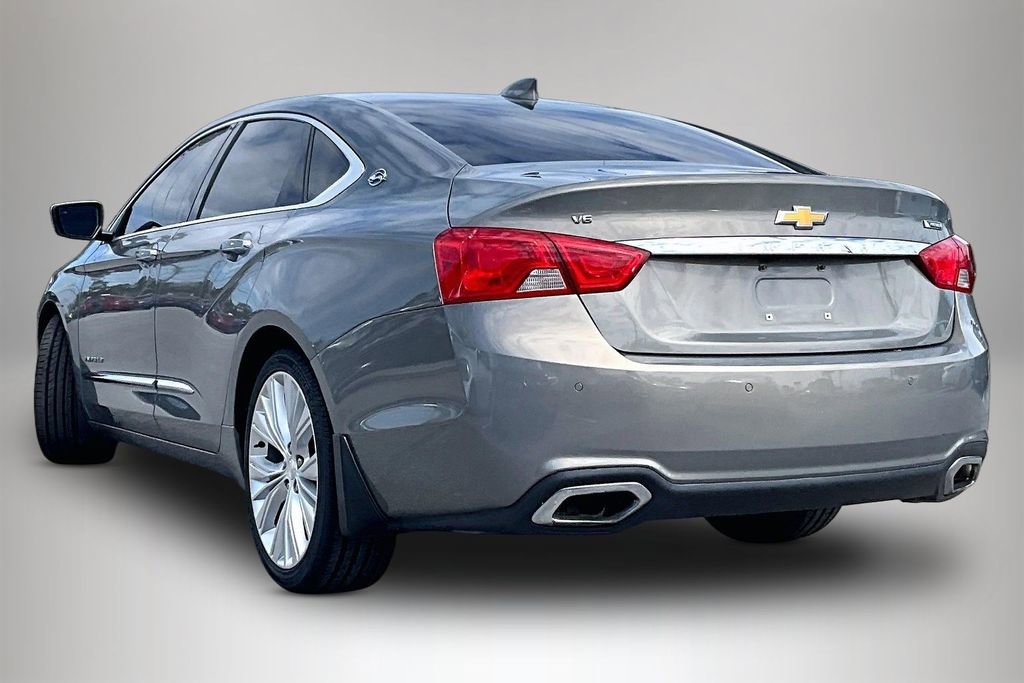 Used 2017 Chevrolet Impala Premier w/ Enhanced Convenience Package image 4