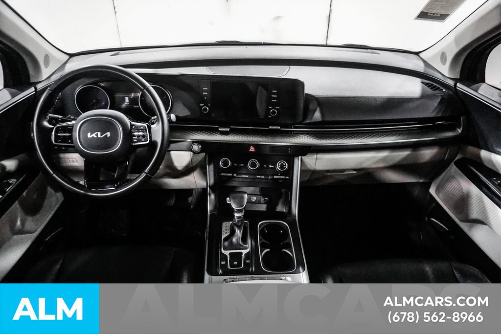 Used 2024 Kia Carnival LX FWD image 20