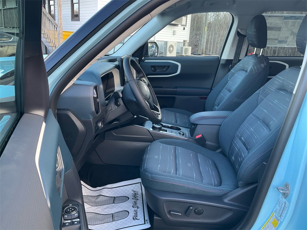 New 2025 Ford Bronco Sport Heritage w/ Convenience Package image 16