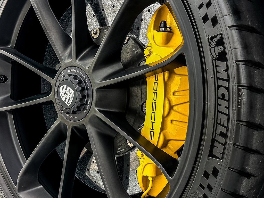 Used 2019 Porsche 911 Speedster RWD image 36