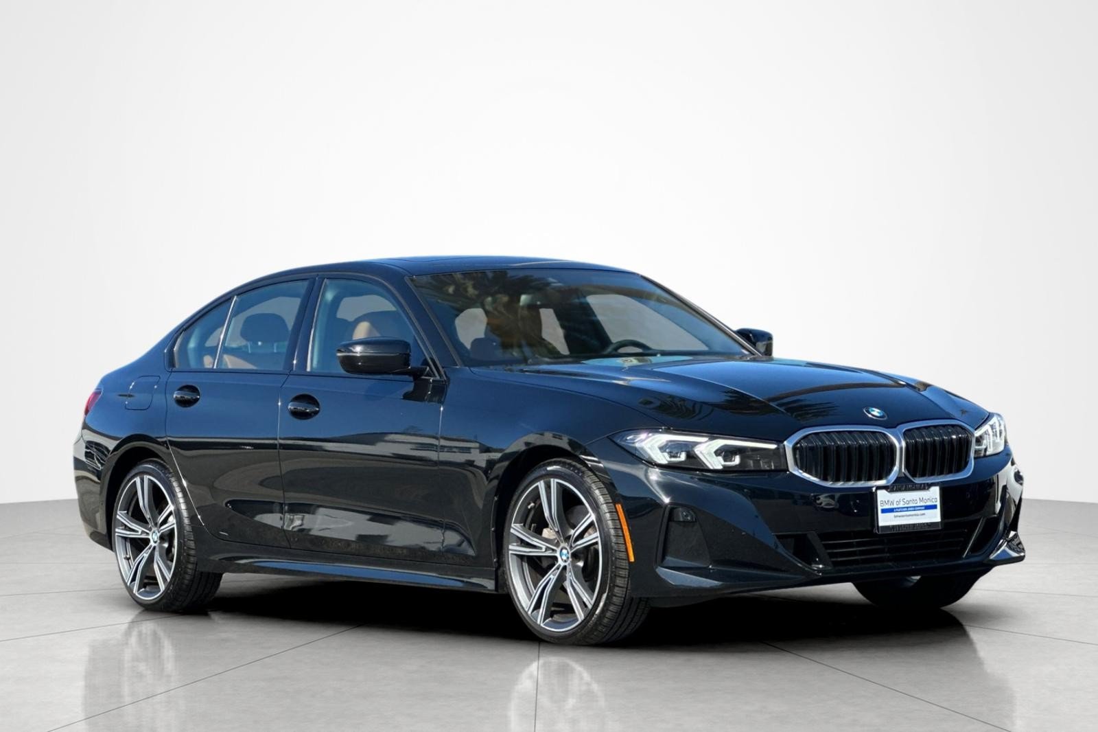 Used 2023 BMW 330i Sedan w/ Premium Package RWD image 7