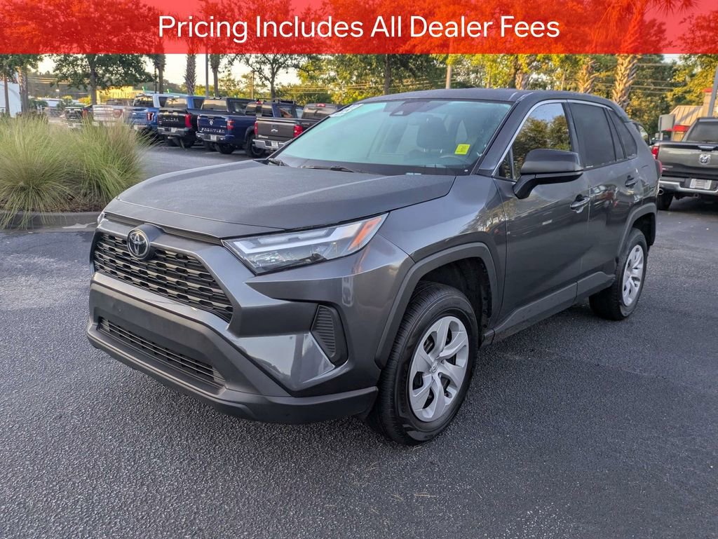 Used 2023 Toyota RAV4 LE FWD image 9